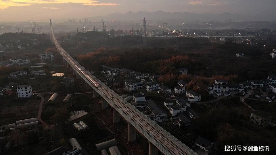 1100亿！10个大型公路项目中开云 开云体育平台标汇总(图3)