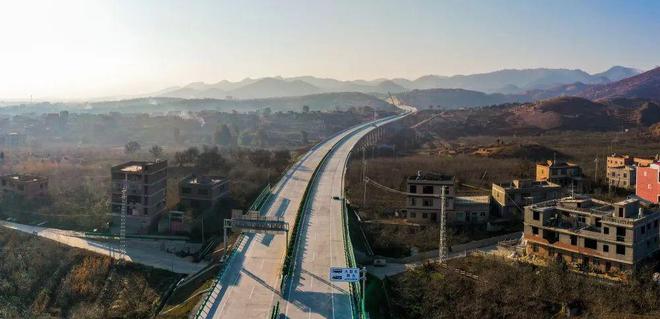 开云 开云体育平台全国首条智慧高速！昭通昭阳西环高速公路已通车(图5)