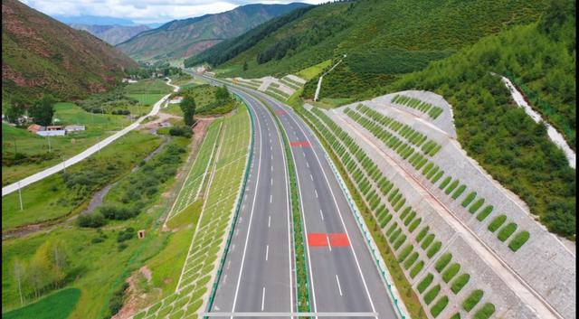 开云 开云体育官网好消息！青海这两段公路通过竣工验收(图2)