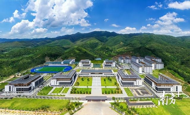 开云 开云体育鲁班奖！云浮首获中国建设工程质量最高奖(图2)