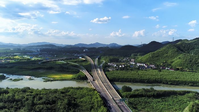 安徽路桥道路分公司：在创新创优中加快 推进品质路桥建设开云 开云体育(图2)