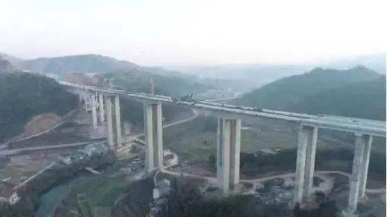 开云体育 开云平台今年湖南这四条高速公路将建成还有六条将新开工(图3)