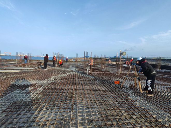 海门区港开云体育 开云官网口工程建设全面复工复产(图2)