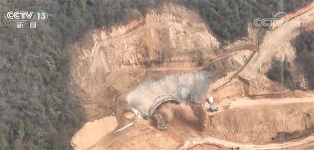开云 开云体育官网各地重点工程建设正加速