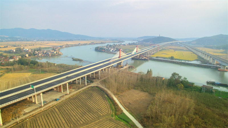 优秀！安徽省高Kaiyun 开云速公路“三路一桥”获评李春奖(图3)