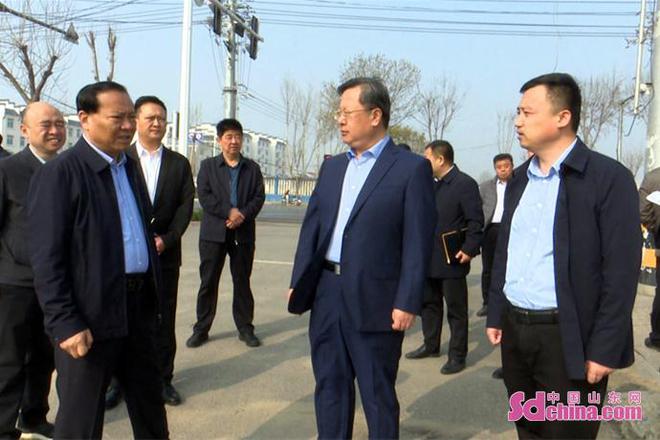 开云 开云体育赵海林：抢抓施工黄金季节 全方位推进工程建设(图4)