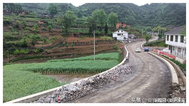 贵州修文朝阳村至索桥村道路工程建设如火如荼开云APP 开云官网入口(图5)