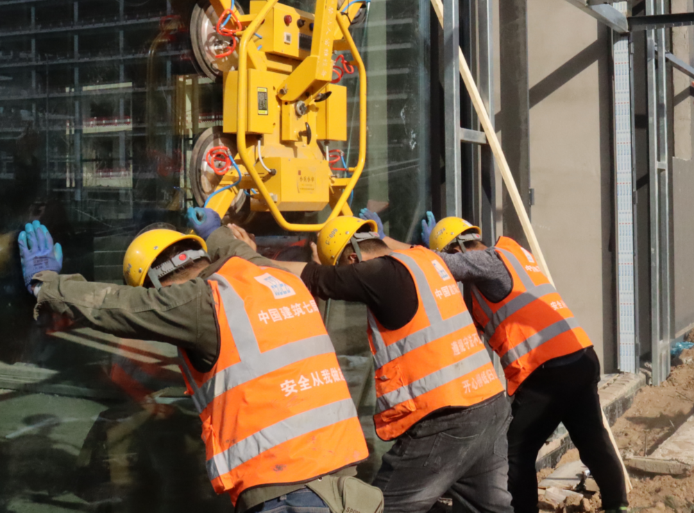 五一假期不停工 重点工程建设忙开云体育 