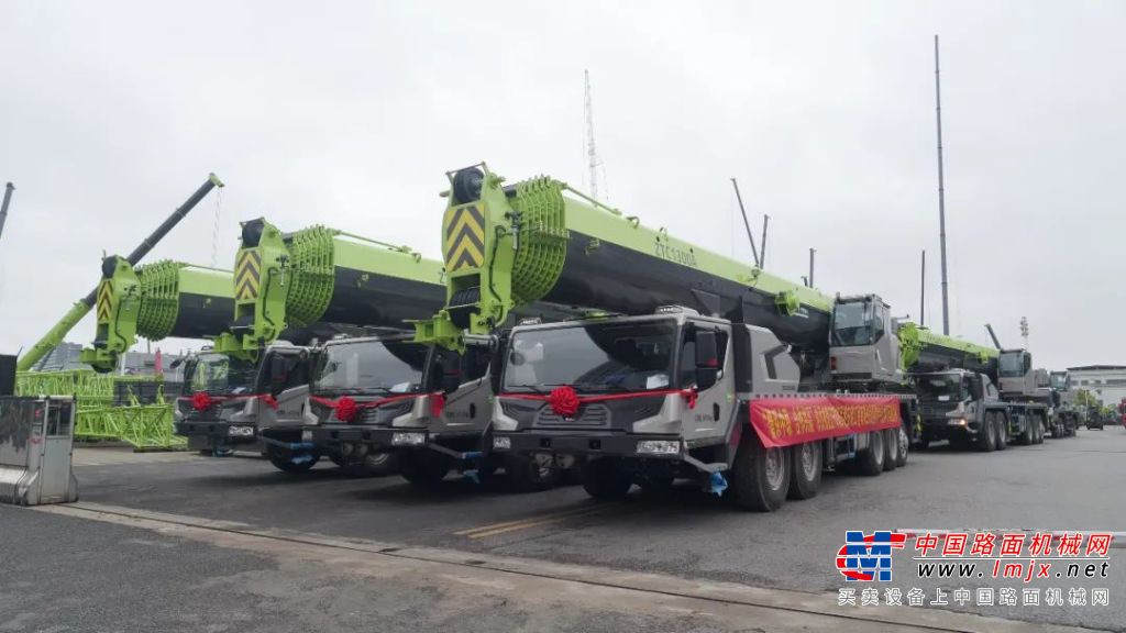 2023中联重科工程起重机公司产品批量发车仪式圆满成功开云APP 开云官网入口(图2)