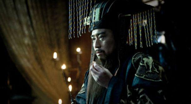 古代高速公路为何寸草不生？开云体育 kaiyun.com 官网入口专家挖了一杯土：原来土被炒熟了(图3)