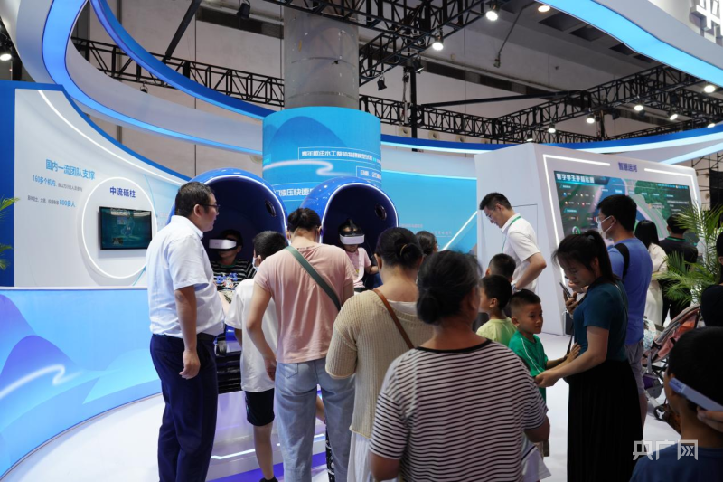 平陆运河建设新技术亮相广西先Kaiyun 开云进技术展(图3) 平陆运河建设新技术亮相广西先Kaiyun 开云进技术展(图3)