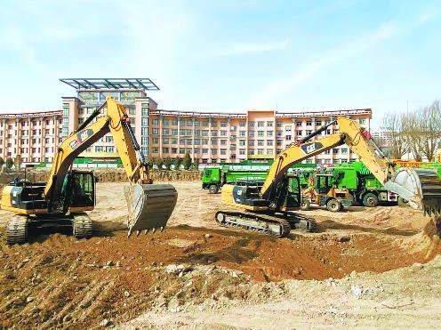 开云体育 开云平台【抢抓机遇促发展·青海在行动】民生工程“加速度” 提升群众幸福感——走进海南州共和县重点民生项目建设现场(图2)