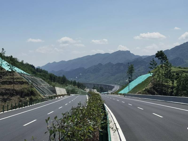 开云体育 开云平台德余高速公路建设吹响“冲锋号”(图4)