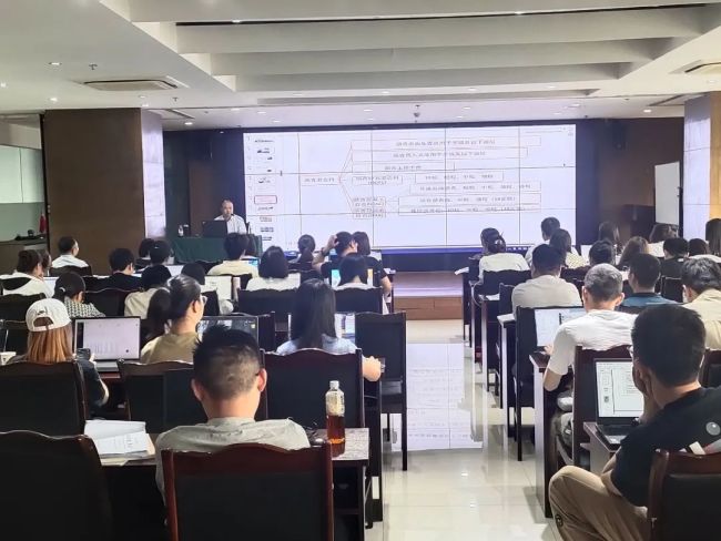 开云体育 开云官网中铁隆开展公路工程造价实战培训(图2)
