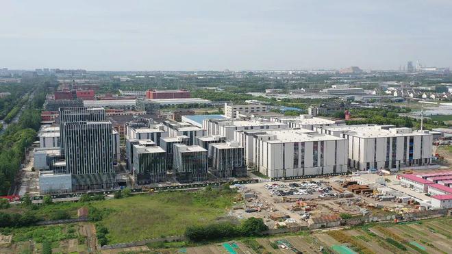 Kaiyun 开云一站式“集成快办”！上海工程建设审批“一个系统”助力宝山项目加速落地(图2)