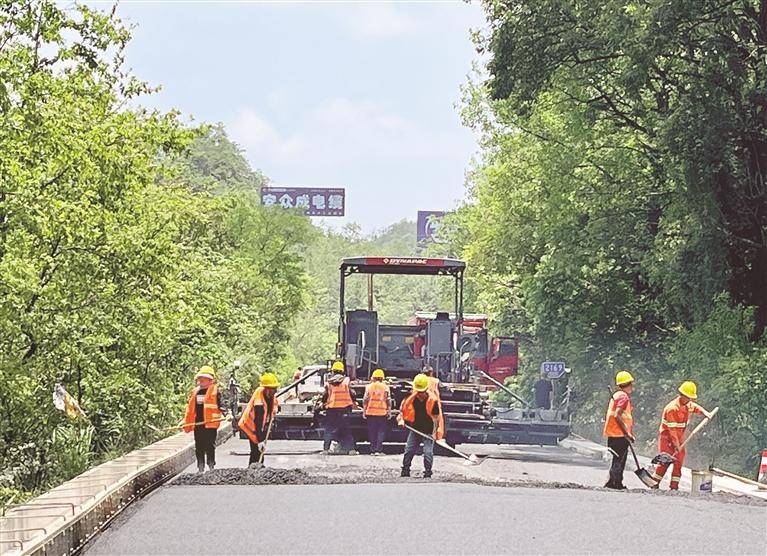 贵阳—安顺主要通行路段改建工程正加速推进中Kaiyun 开云体育(图2)