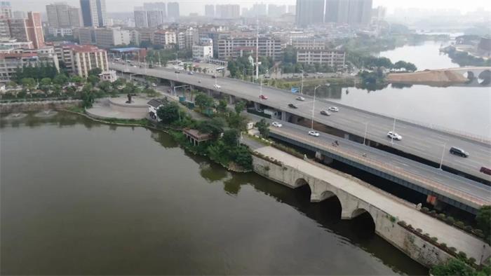 踔厉奋发笃行不开云 开云体育官网怠 盘点岳阳路桥筑梦征程那些精品工程(图7)