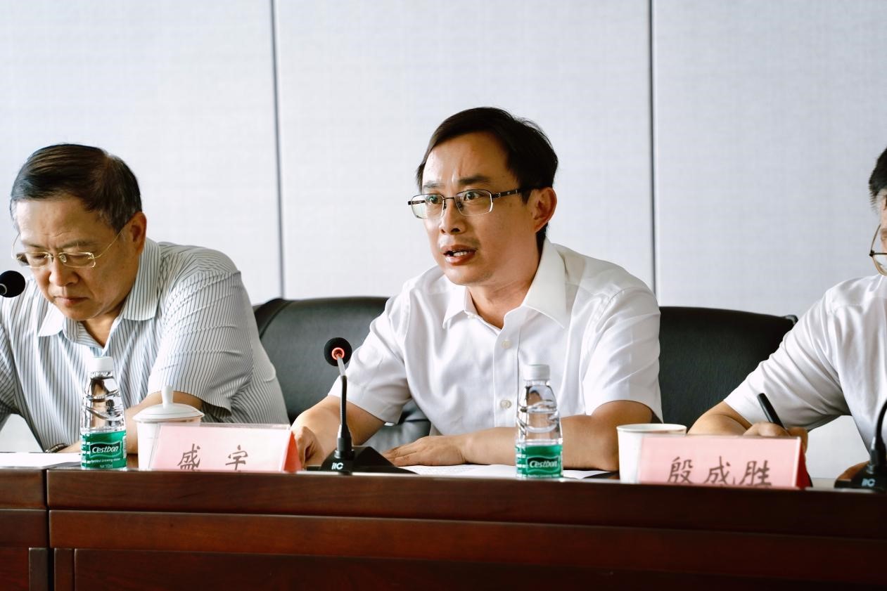 宁盐高速公路扬州段工程建设指挥部召开主体工程中标单位见面会及答开云 开云体育官网辩会(图2)
