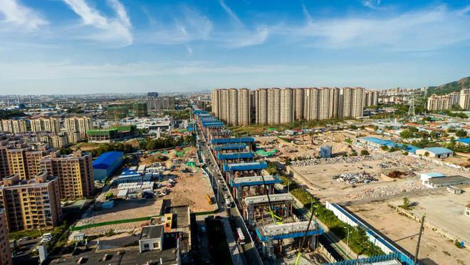 开云 开云体育平台是“黄金周”更是施工“黄金期” 重庆路快速路工程“双节”不停工(图2)
