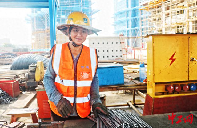 安徽：近万名建设者坚守施工一线重点安居工程建设“不打烊”Kaiyun 开云(图3)