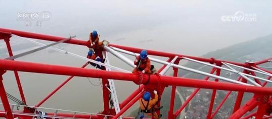 多项数据看中国经济活开云 开云体育官网力 各地秋粮收获丰产在“握”(图5)