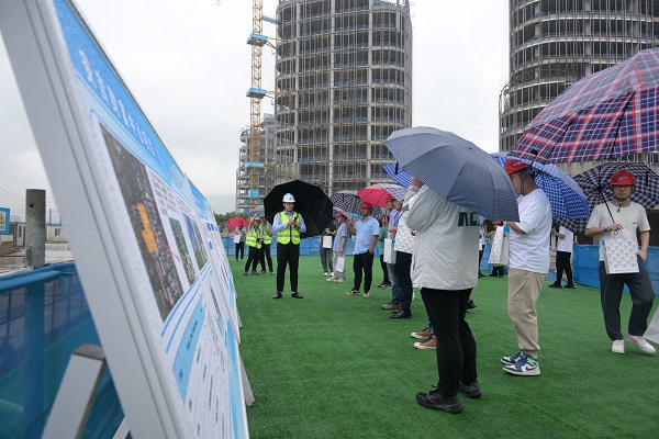 “沉浸式”体验上海市建设质量观摩打卡Kaiyun 开云体育安吉“两山”间的未来城(图2)