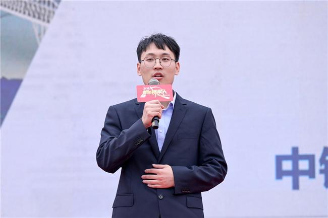 对话青开云 开云体育官网年桥梁人·“五四”特别活动在江苏镇江举办(图14)