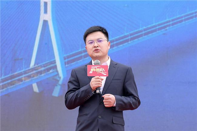 对话青开云 开云体育官网年桥梁人·“五四”特别活动在江苏镇江举办(图10)