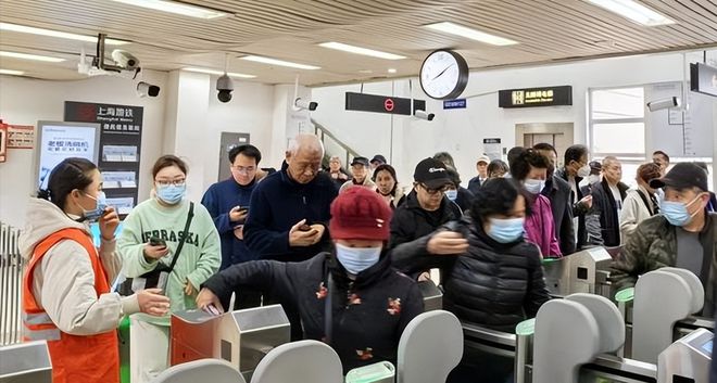全军覆没！已公开云体育 Kaiyun.com 官网入口布的29个城市地铁全亏损为什么还要疯狂建？(图26)