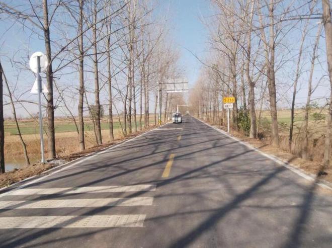 五开云APP 开云官网入口河打造公路“流动风景线” 提升群众生活“幸福线”(图2)