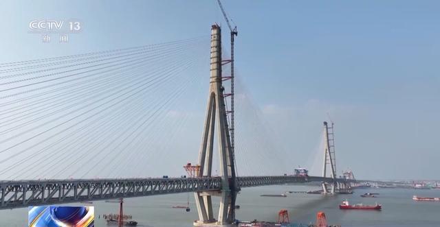 工地发明家、大桥哥……这座超级开云 开云体育平台大桥背后的他们很“宝藏”(图5)
